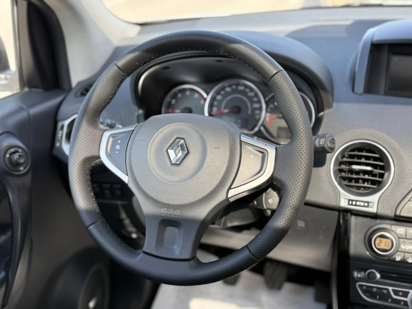 Renault Koleos Renault Koleos 4x4 Bose | Mobile.bg � ����������� 16