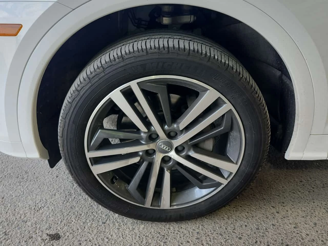 Audi Q5 * PROGRESSIV * CARFAX * ПАНОРАМА * 2 КЛЮЧА * , снимка 6 - Автомобили и джипове - 54291143