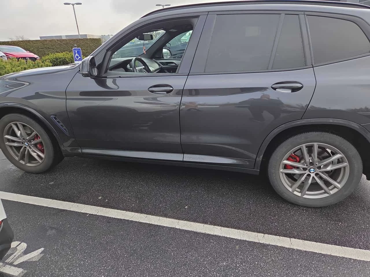 BMW X3 xDrive30i/ПАНОРАМА/360 CAM/ОТ ПРЕДСТАВИТЕЛСТВО, снимка 3 - Автомобили и джипове - 54359215