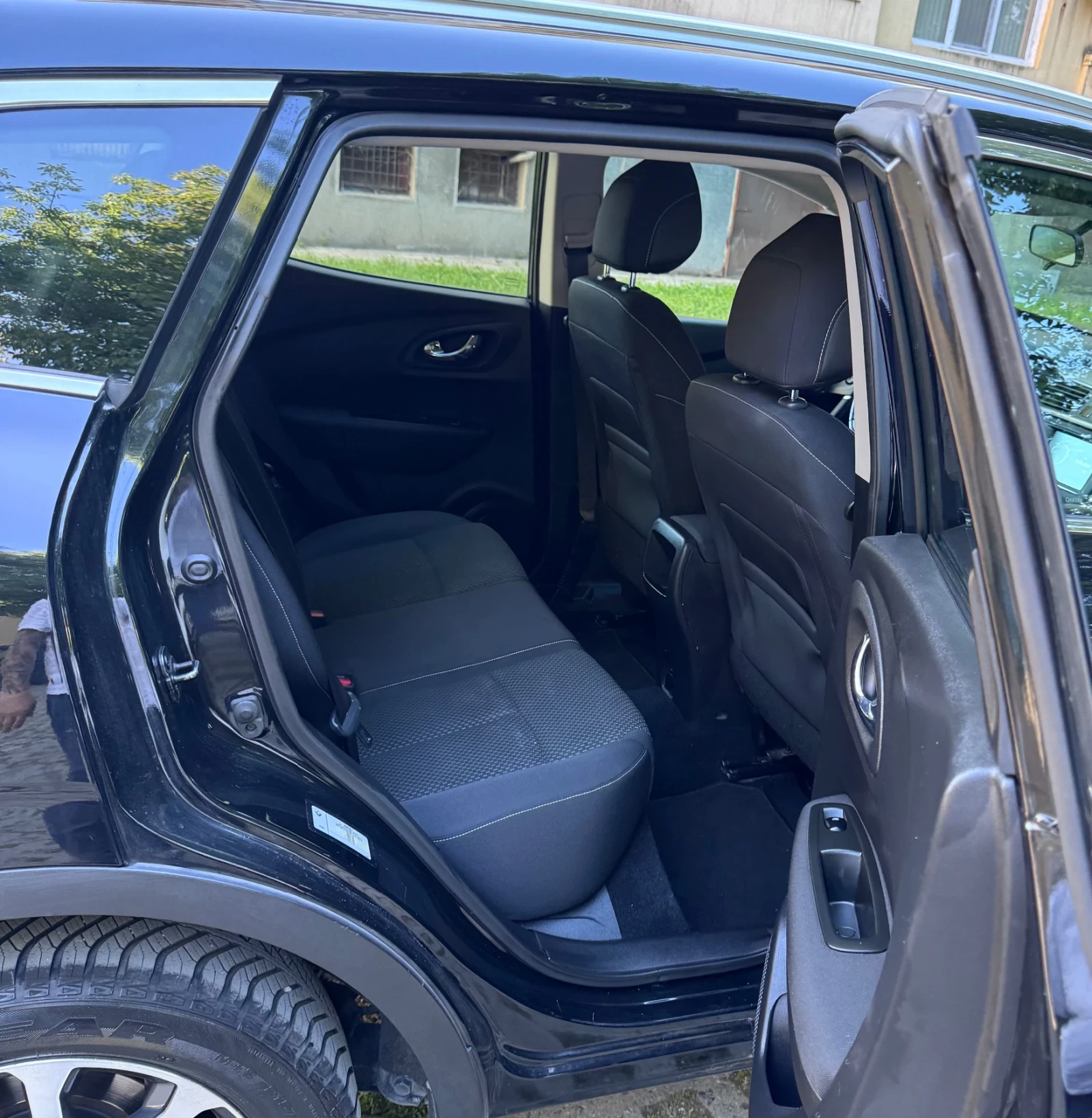 Renault Kadjar 1, 5dci автоматик, снимка 10 - Автомобили и джипове - 54567377