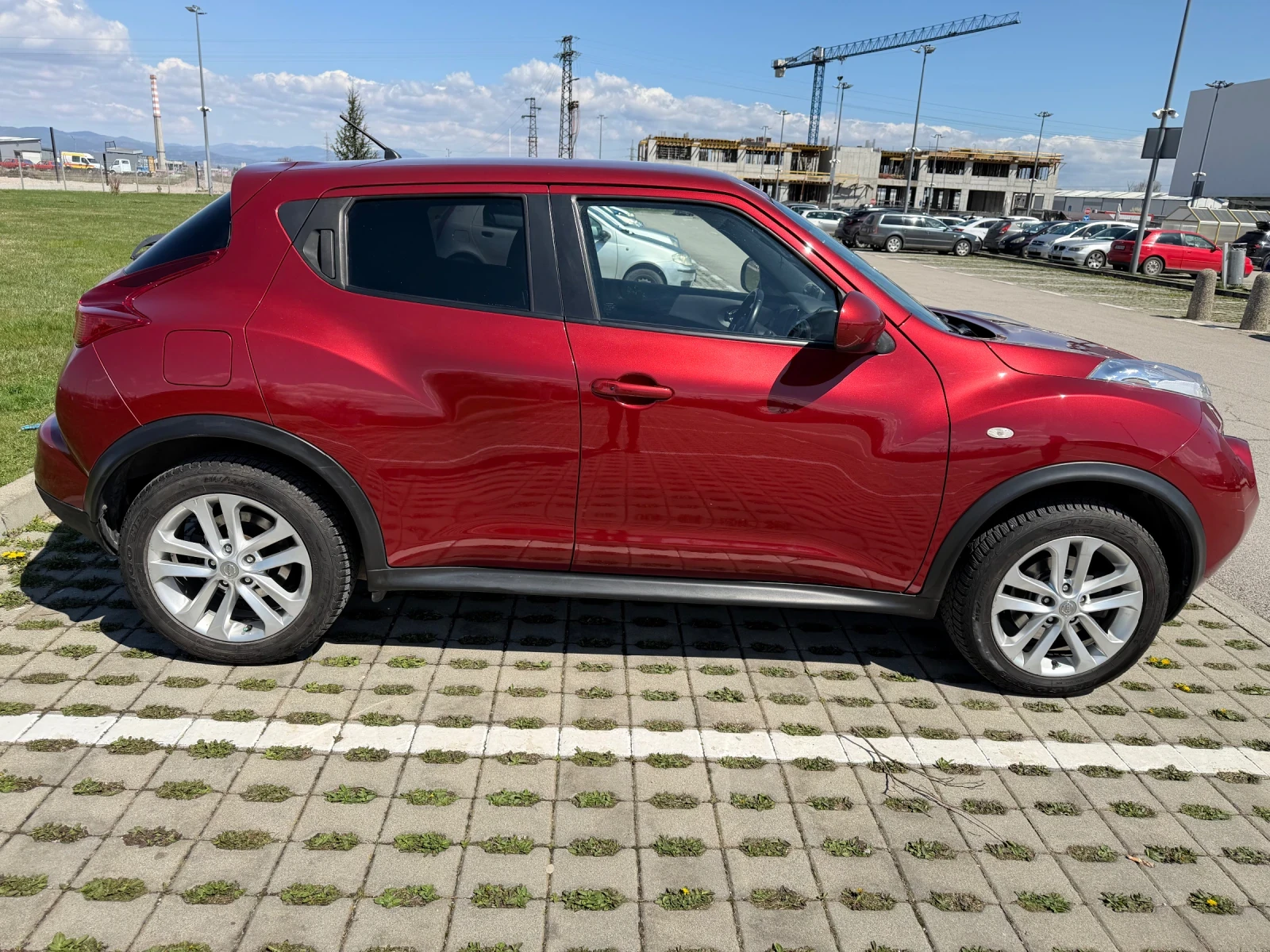 Nissan Juke, снимка 3 - Автомобили и джипове - 54758488