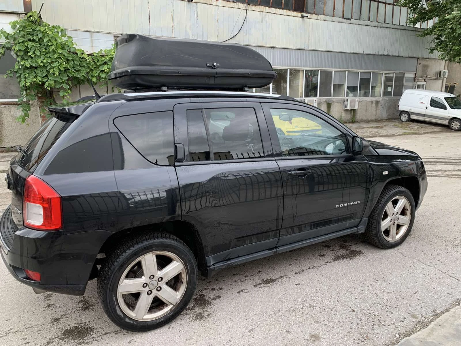 Jeep Compass 2.2 crdi 4x4, снимка 5 - Автомобили и джипове - 54931573