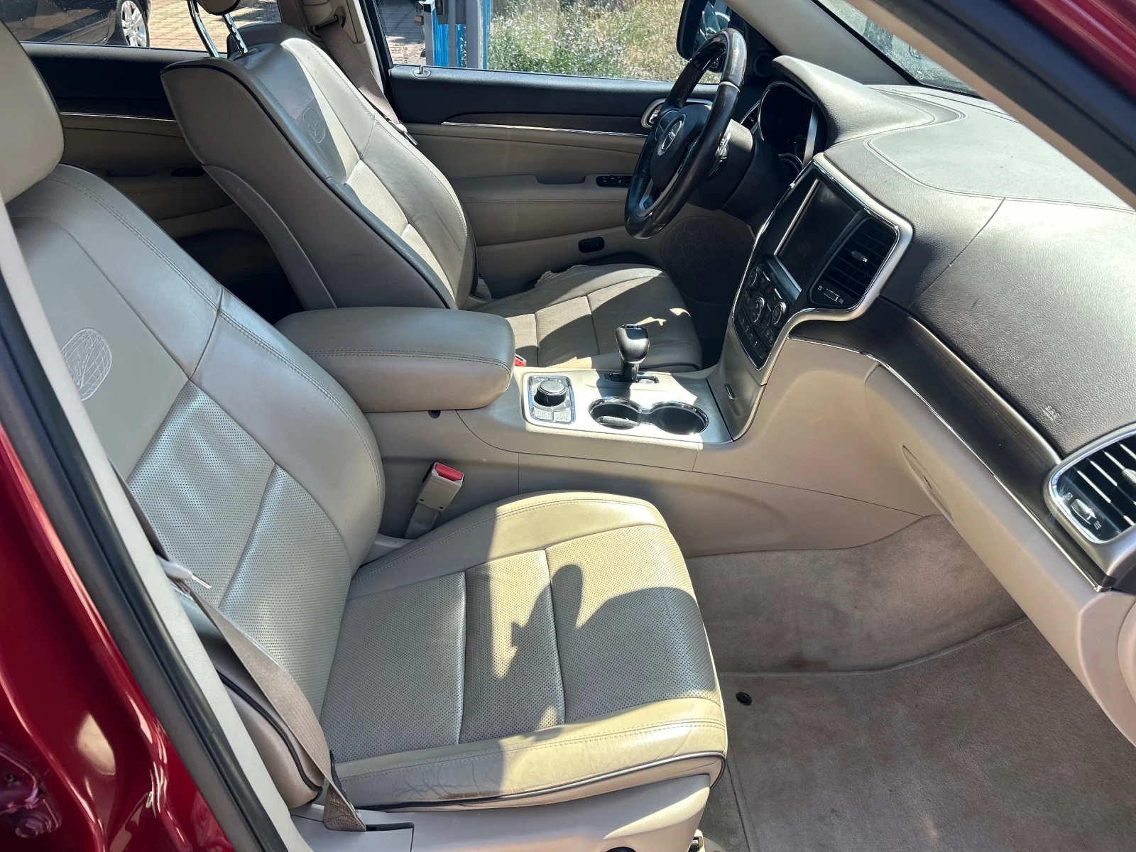 Jeep Grand cherokee, снимка 12 - Автомобили и джипове - 55471136