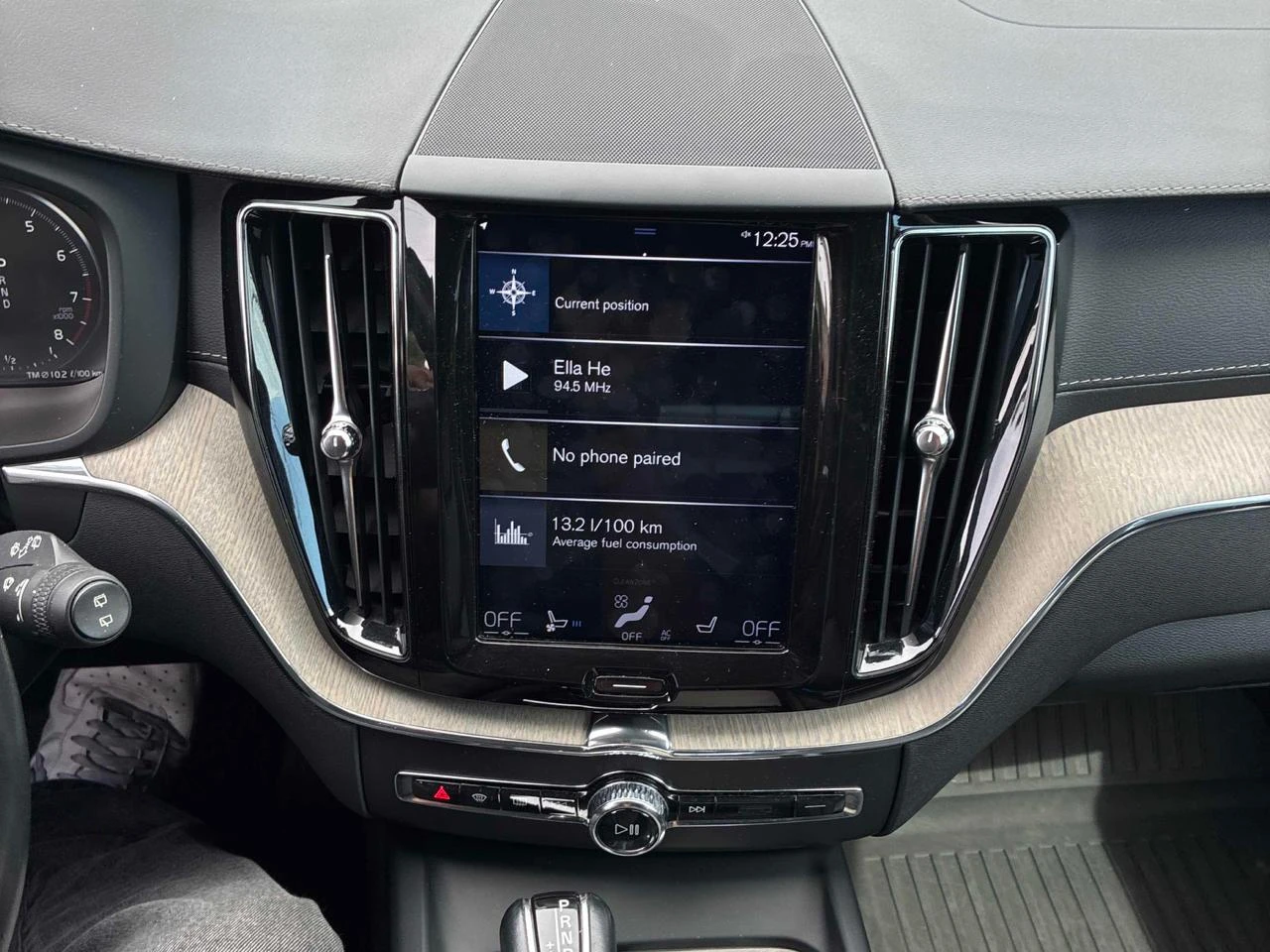 Volvo XC60 Т6 Inscription* Обдух* 360* Distronic* Клип на мот, снимка 9 - Автомобили и джипове - 55742023