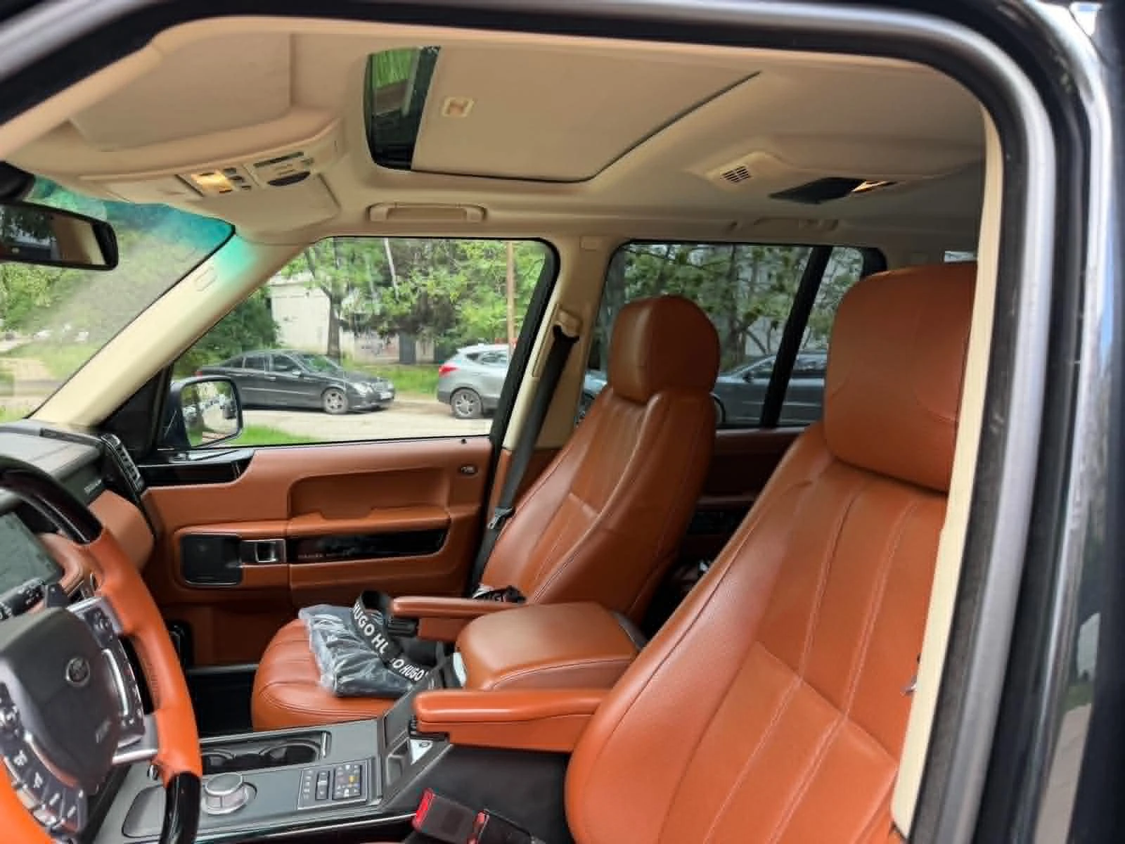 Land Rover Range rover Autobiography, снимка 7 - Автомобили и джипове - 56085610