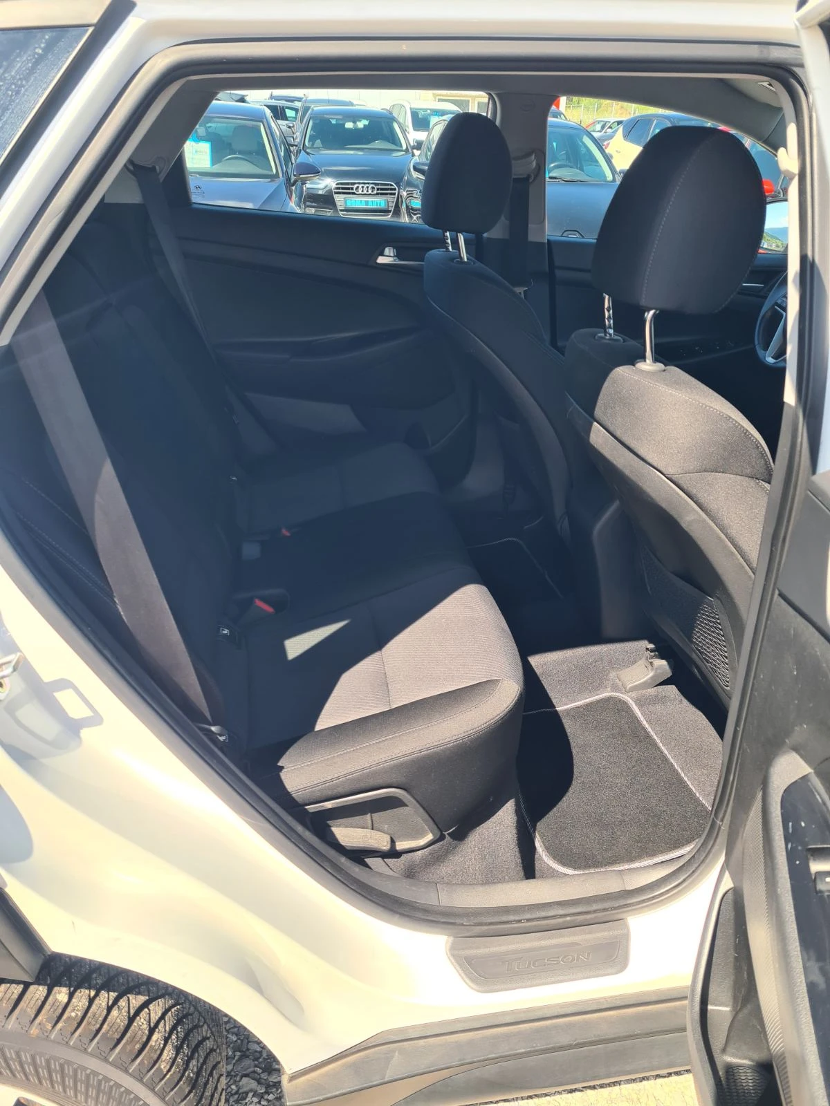 Hyundai Tucson 1.6 CRDI Exellence - 116к.с. EURO 6D, снимка 10 - Автомобили и джипове - 56087343