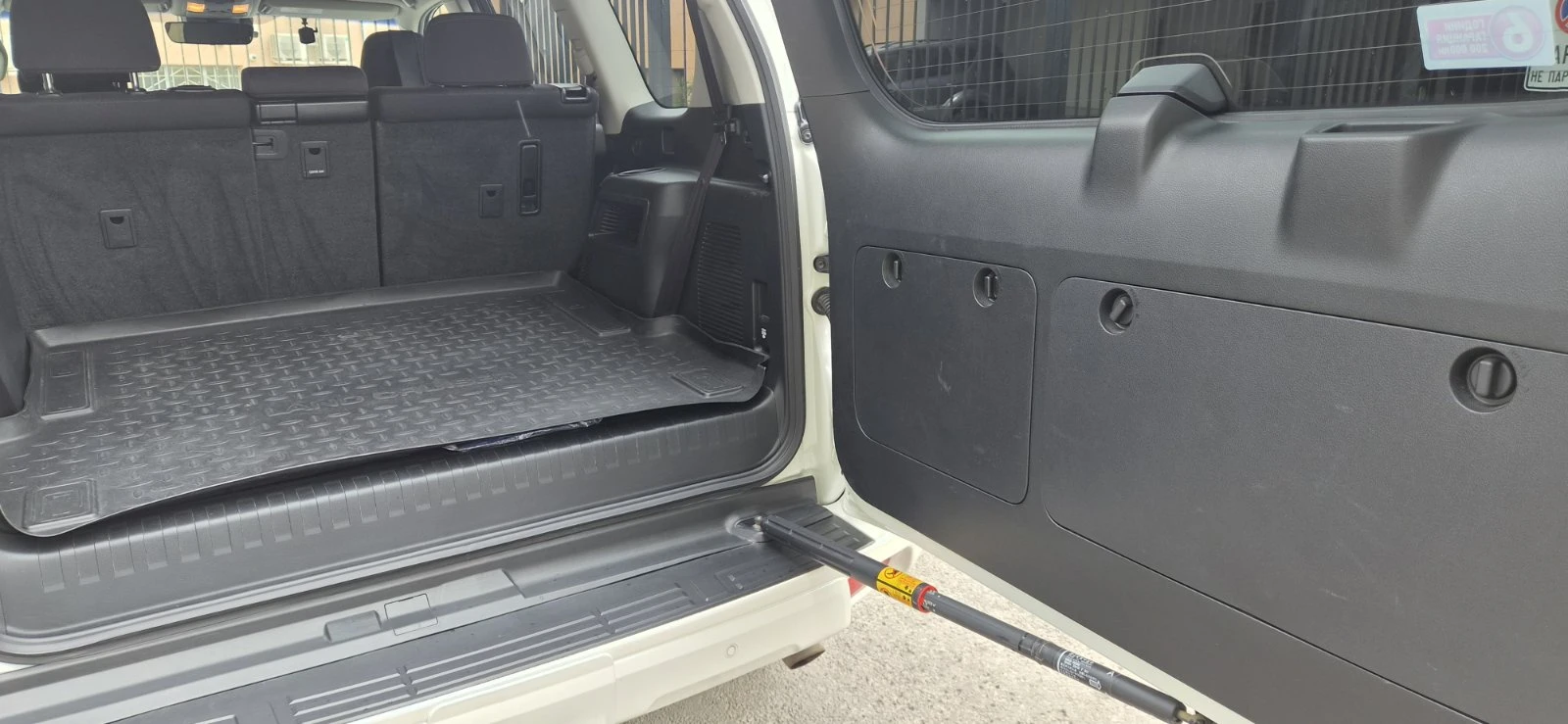 Toyota Land cruiser 150, снимка 12 - Автомобили и джипове - 56234626