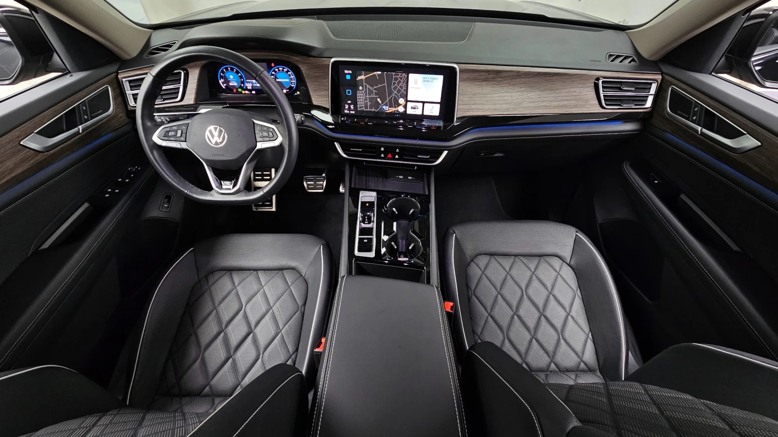 VW Atlas R-LINE AWD * FULL EXTRAS*  | Mobile.bg � ����������� 9