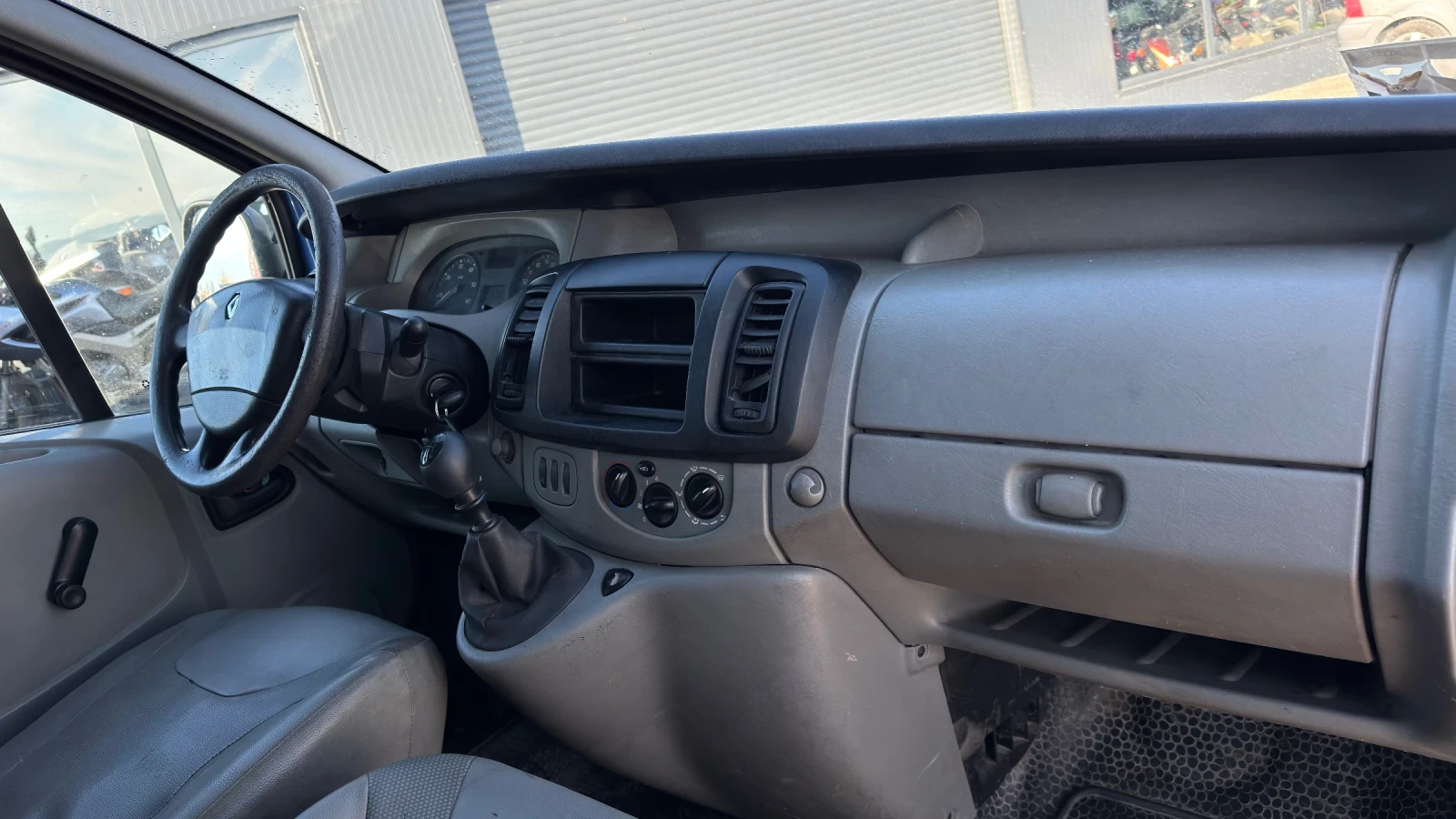 Renault Trafic 111 543KM REVISIONE, снимка 8 - Бусове и автобуси - 56524868