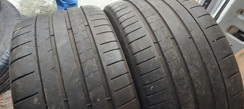 Гуми Летни 275/35R19, снимка 1 - Гуми и джанти - 35130757