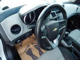 Chevrolet Cruze 1.6i* ГАЗОВ ИНЖЕКЦИОН* , снимка 10