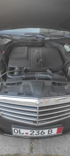 Mercedes-Benz E 220 Авангард, Топ състояние! , снимка 16