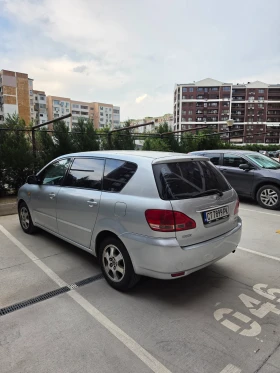 Toyota Avensis verso Газ Бензин , снимка 3