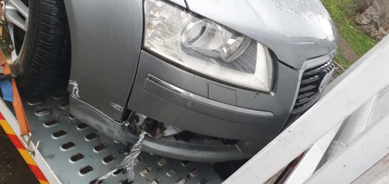 Audi A8 3.0TDI-233КОНЯ= ЧЕРЕН САЛОН ТОП САМО НА ЧАСТИ, снимка 10 - Автомобили и джипове - 49368547