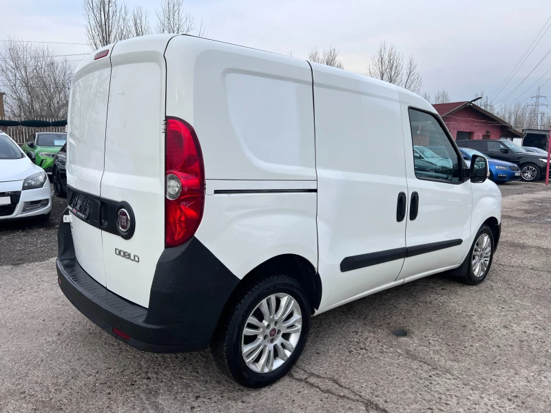 Fiat Doblo 1.6 JTD Клима 6 Скорости РЕАЛНИ КИЛОМЕТРИ, снимка 4 - Автомобили и джипове - 49496943