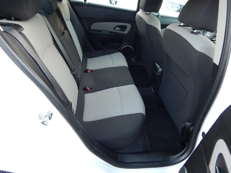 Chevrolet Cruze 1.6i* ГАЗОВ ИНЖЕКЦИОН* , снимка 17 - Автомобили и джипове - 50365950