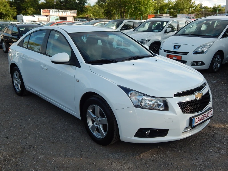 Chevrolet Cruze 1.6i* ГАЗОВ ИНЖЕКЦИОН* , снимка 3 - Автомобили и джипове - 50365950