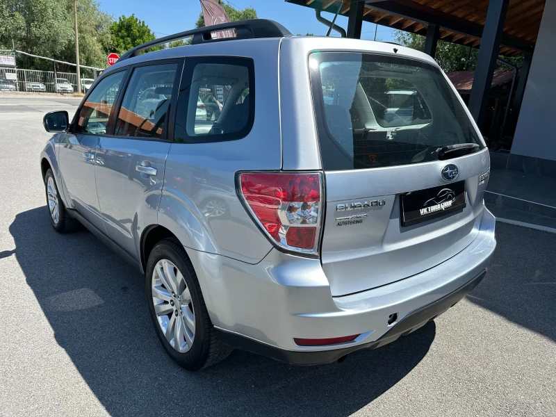Subaru Forester 2.0 GPL 4X4 НОВ ВНОС, снимка 4 - Автомобили и джипове - 50706573