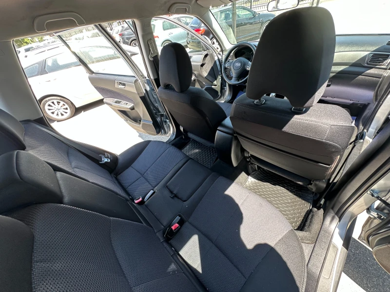 Subaru Forester 2.0 GPL 4X4 НОВ ВНОС, снимка 12 - Автомобили и джипове - 50706573