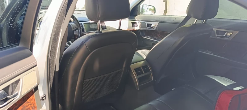 Jaguar Xf, снимка 9 - Автомобили и джипове - 52871163