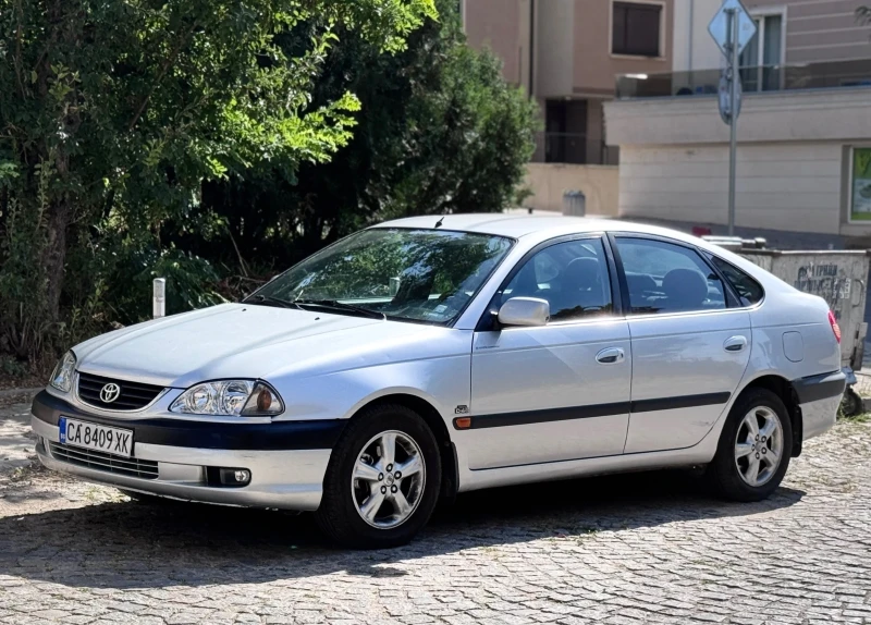 Toyota Avensis D4D, снимка 5 - Автомобили и джипове - 52136820