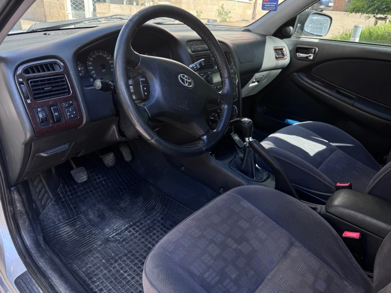 Toyota Avensis D4D, снимка 6 - Автомобили и джипове - 52136820