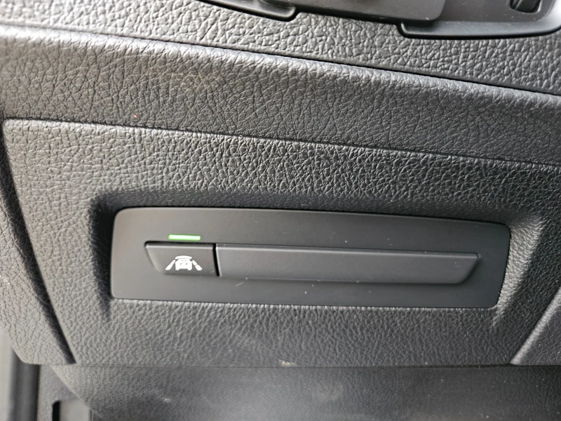 BMW 120 D M -PAKET XDRIVE DISTTRONIC, снимка 13 - Автомобили и джипове - 52561499