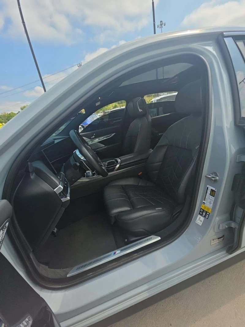 BMW 760 I / XDRIVE / FULL MAXX / , снимка 5 - Автомобили и джипове - 52655466