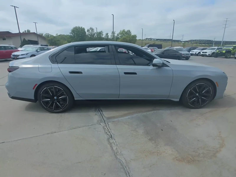 BMW 760 I / XDRIVE / FULL MAXX / , снимка 2 - Автомобили и джипове - 52655466