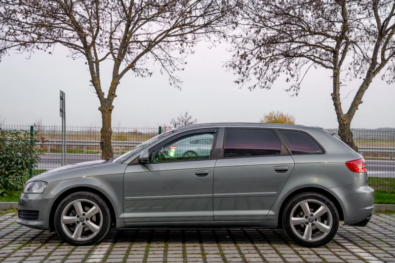 Audi A3 1.8TFSI, снимка 7 - Автомобили и джипове - 52830348