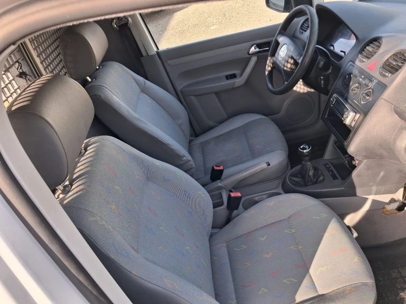 VW Caddy 2.0 SDI, 70 к.с. перфектен. , снимка 14 - Автомобили и джипове - 52958003