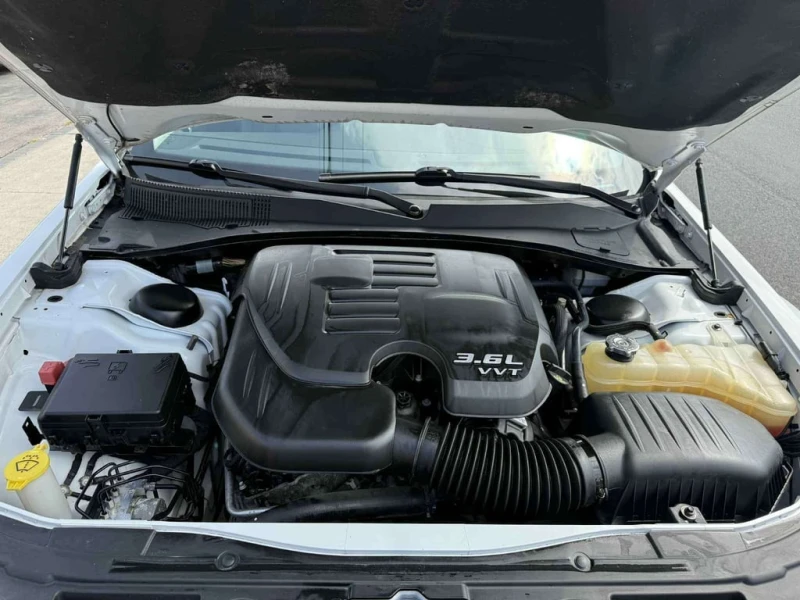 Chrysler 300c * Limited * CARFAX * ЦЕНА ДО БГ, снимка 11 - Автомобили и джипове - 53257764