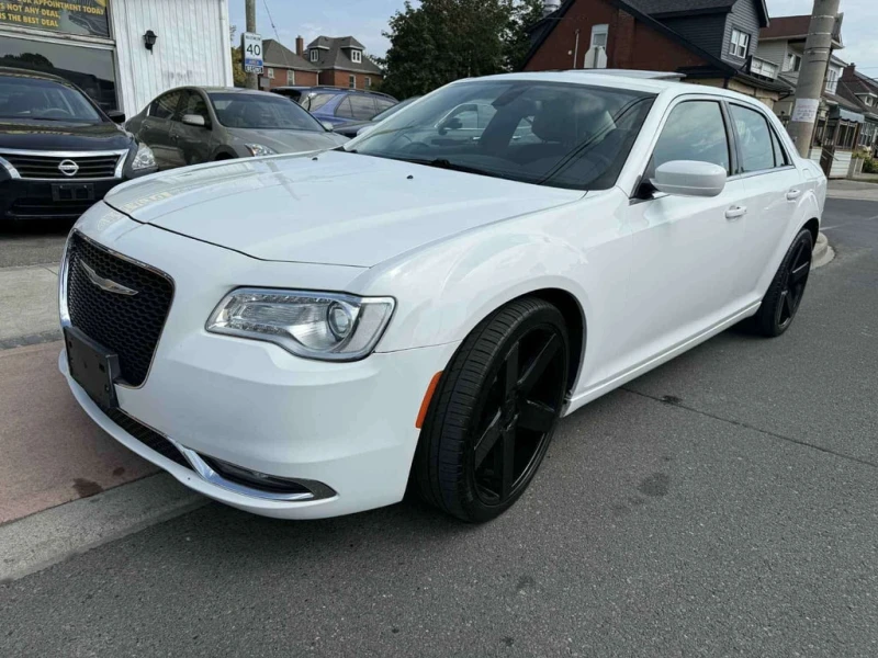 Chrysler 300c * Limited * CARFAX * ЦЕНА ДО БГ, снимка 3 - Автомобили и джипове - 53257764