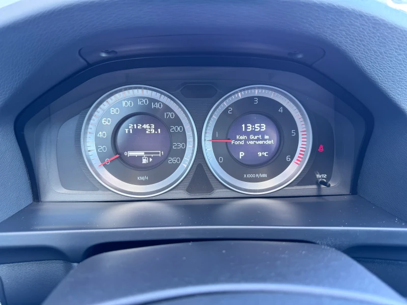 Volvo V60 AVTOMAT EVRO 5 B, снимка 10 - Автомобили и джипове - 53497873