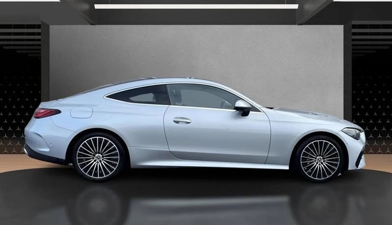 Mercedes-Benz CLE 300 4MATIC AMG- Line Coupe, снимка 3 - Автомобили и джипове - 53715405