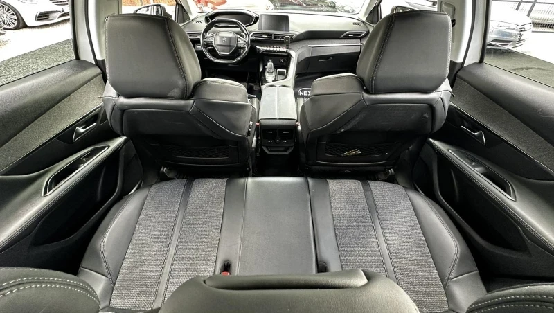 Peugeot 3008 Pure Tech , снимка 12 - Автомобили и джипове - 56217146