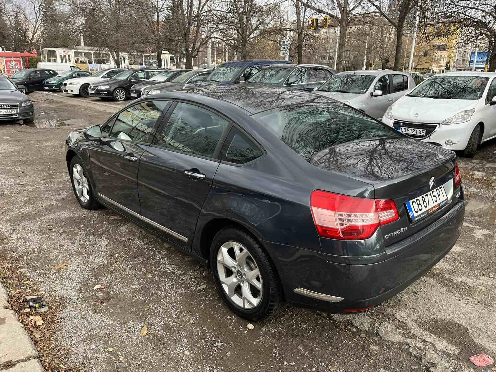 Citroen C5 2.0i 152000 km - изображение 4