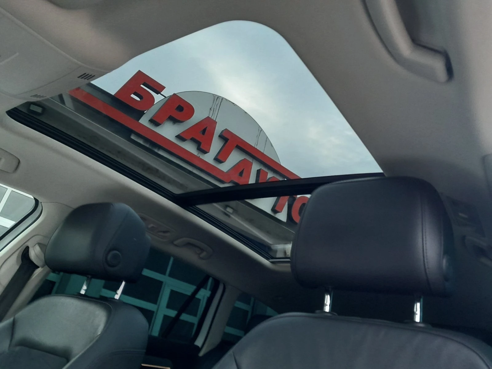 VW Passat 2.0TDI/HIGHLINE/AUTOMATIC/  | Mobile.bg   13