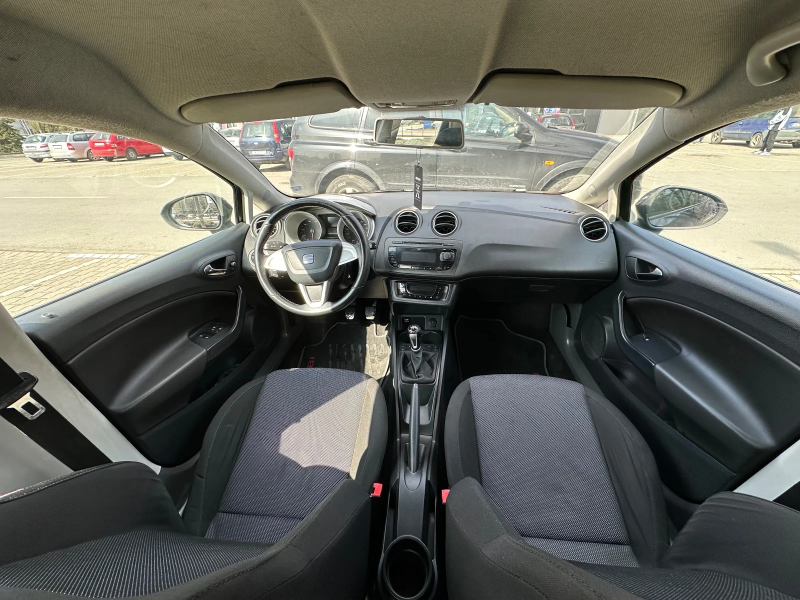Seat Ibiza 1.6 6J - изображение 4