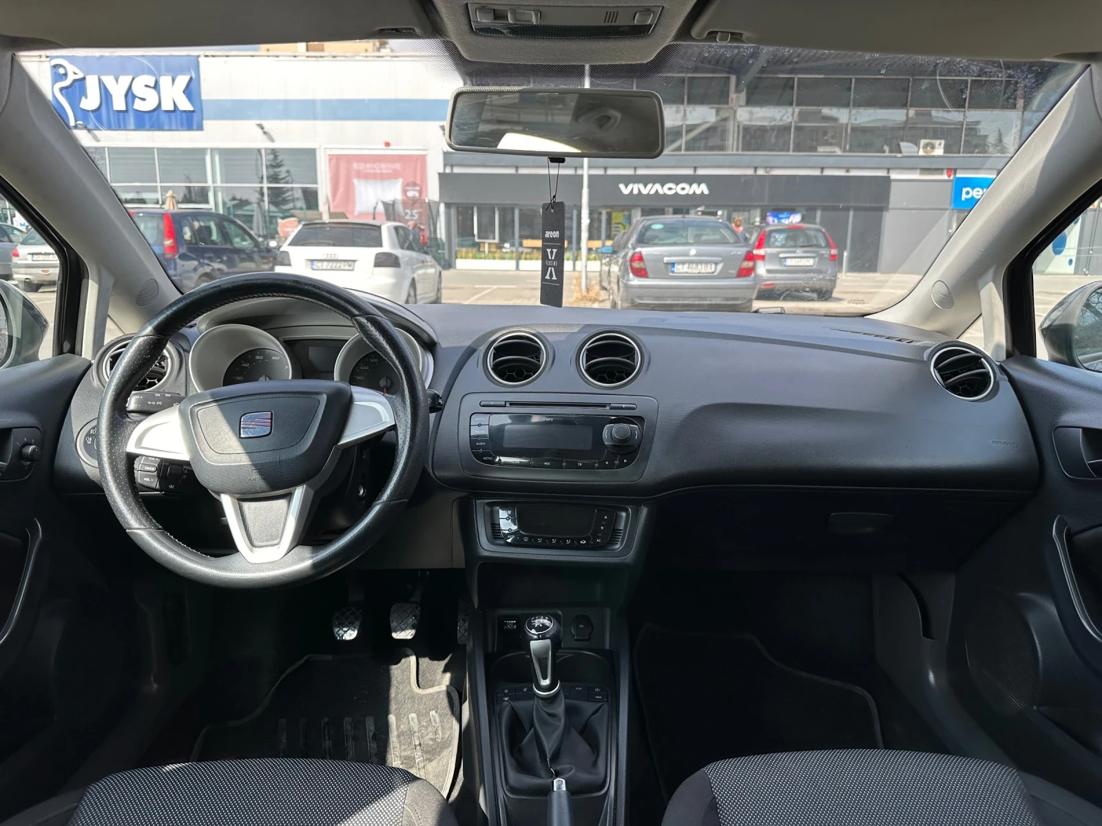 Seat Ibiza 1.6 6J - изображение 5