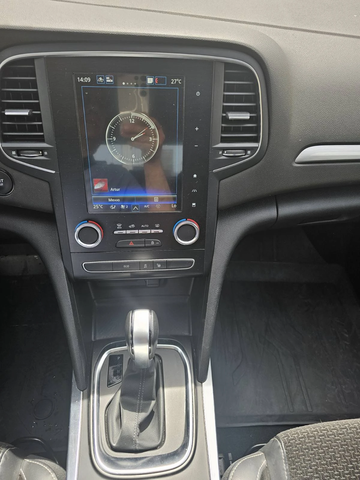 Renault Megane Energy dCi 115 к.с. дизел Stop&Start EDC6 - изображение 9