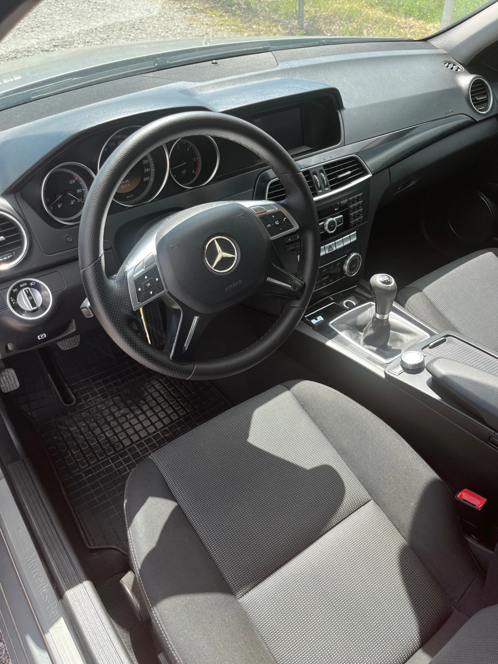 Mercedes-Benz C 200 200 - изображение 5
