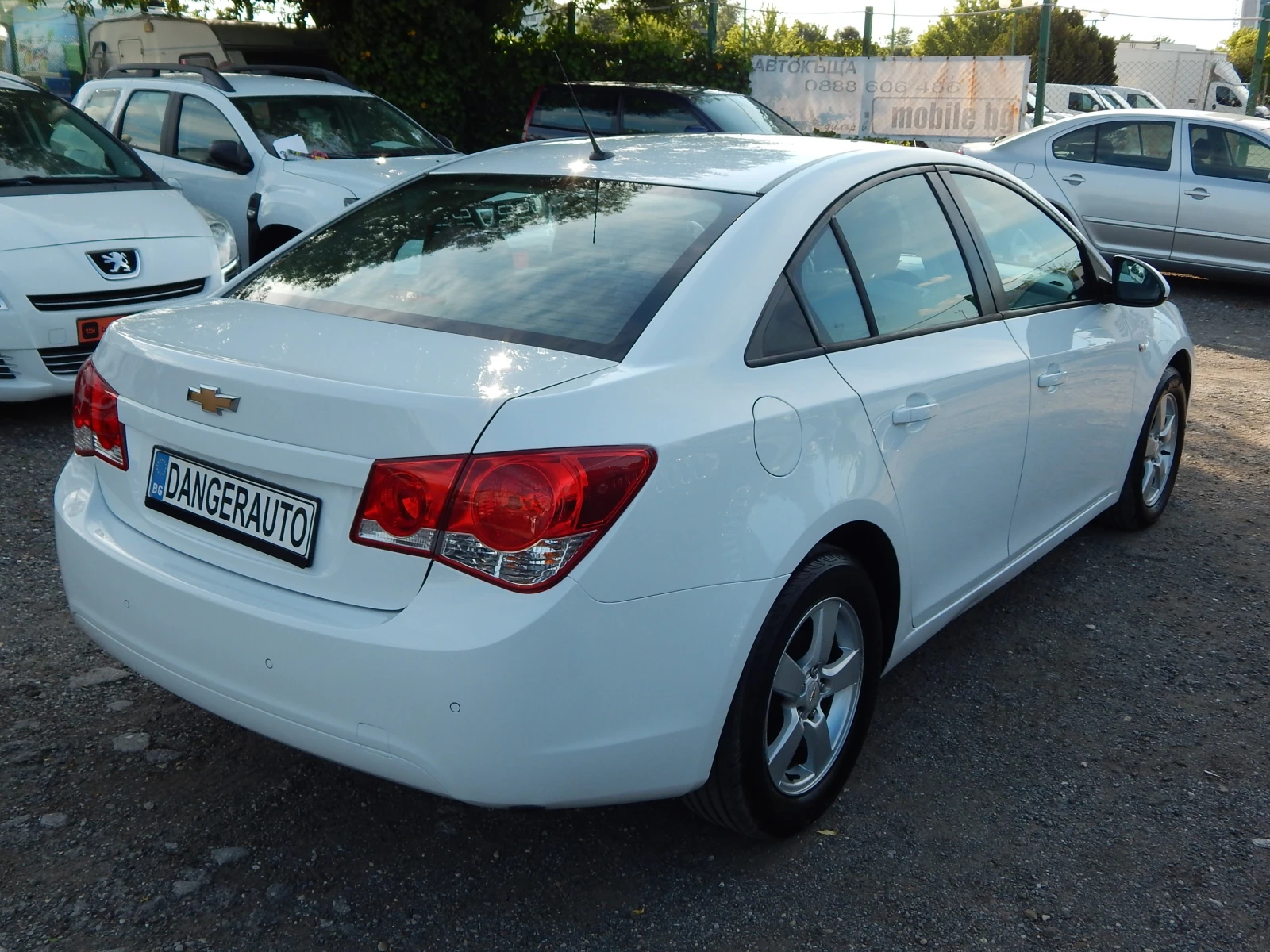 Chevrolet Cruze 1.6i* ГАЗОВ ИНЖЕКЦИОН*  - изображение 4