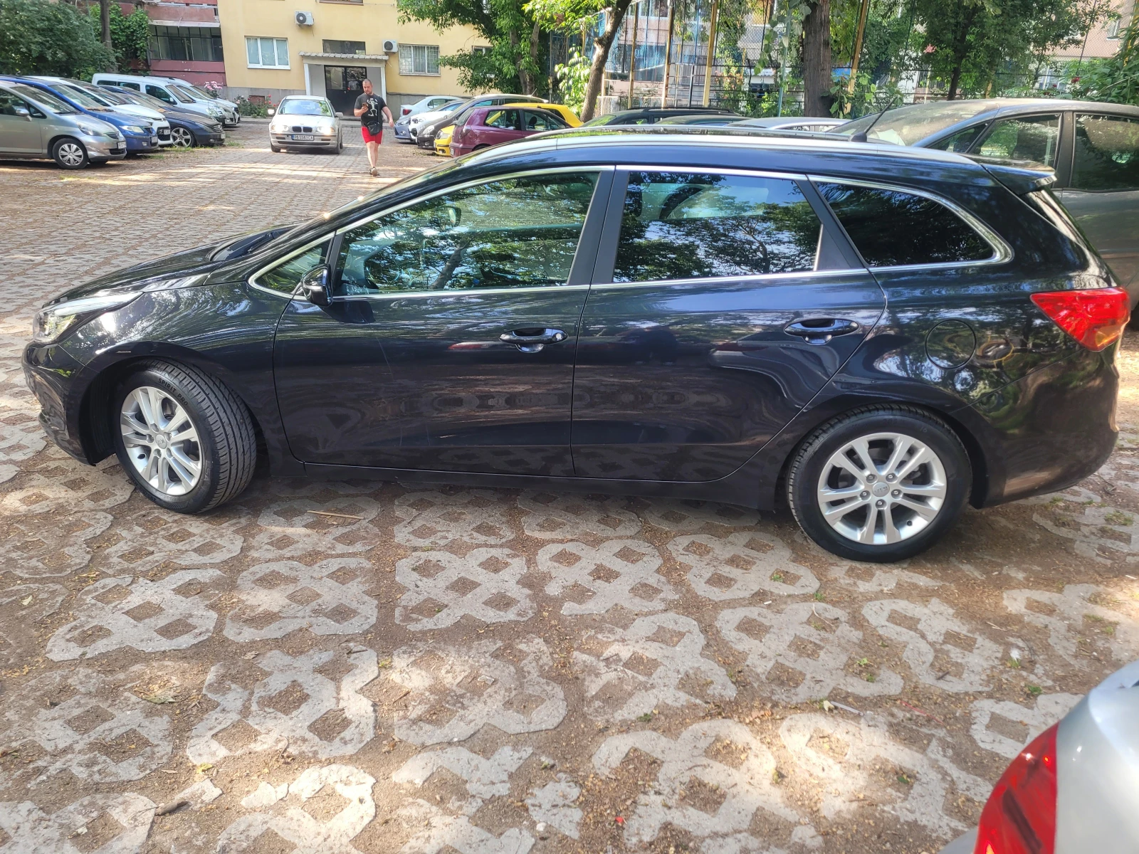 Kia Ceed SW 1.6 GDI   2014 г. | Пълен пакет екстри - изображение 5