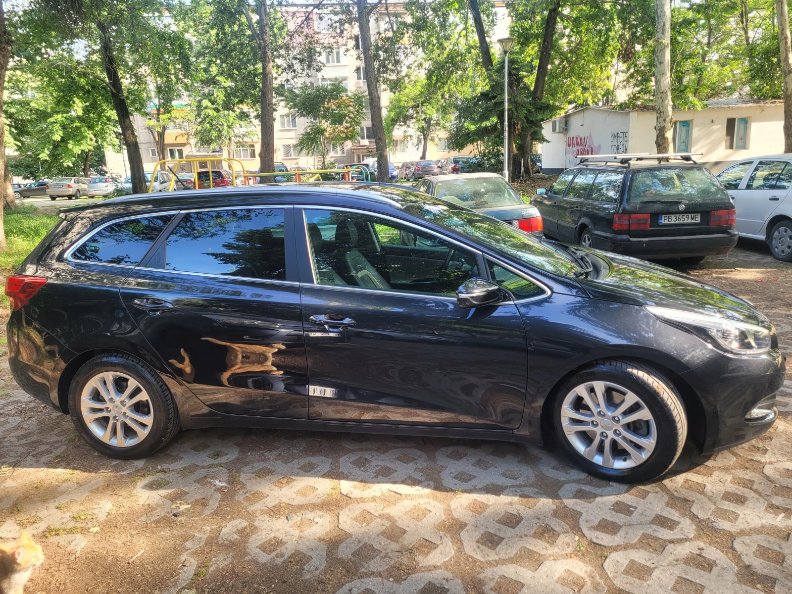 Kia Ceed SW 1.6 GDI   2014 г. | Пълен пакет екстри - изображение 4