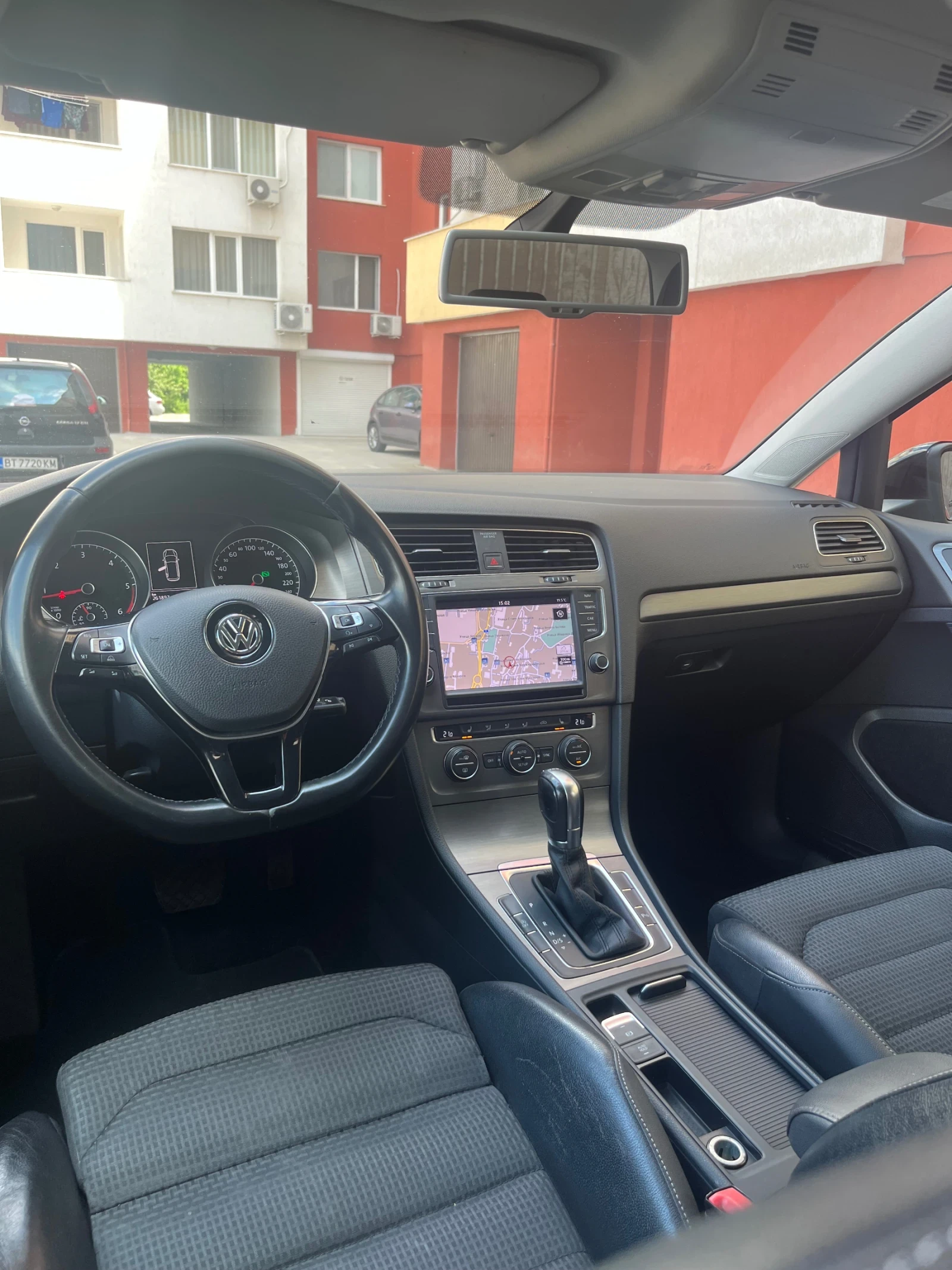 VW Golf 1.6 TDI Highline DSG, Подгрев, Масаж, BIG NAVI - изображение 5