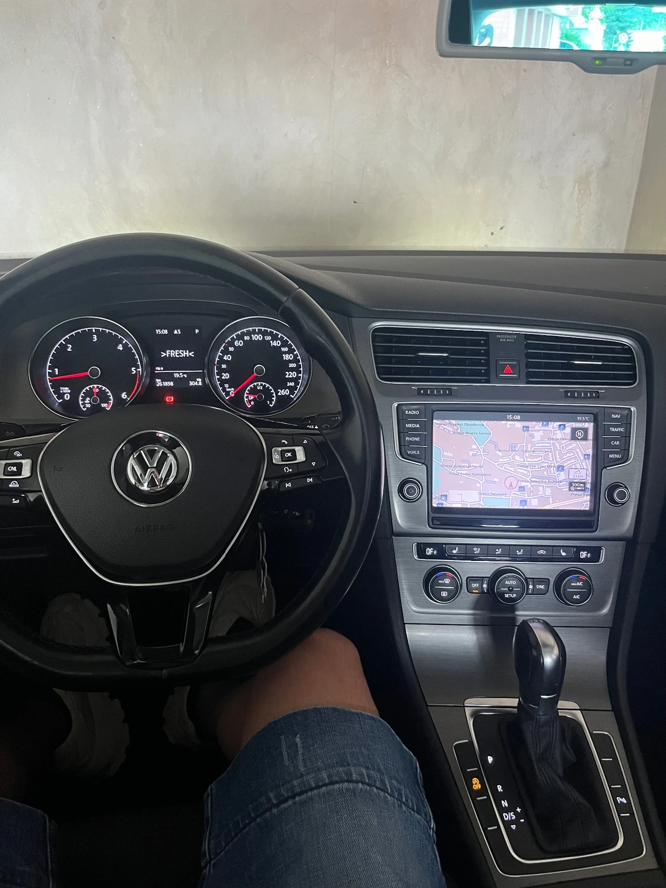 VW Golf 1.6 TDI Highline DSG, Подгрев, Масаж, BIG NAVI - изображение 7