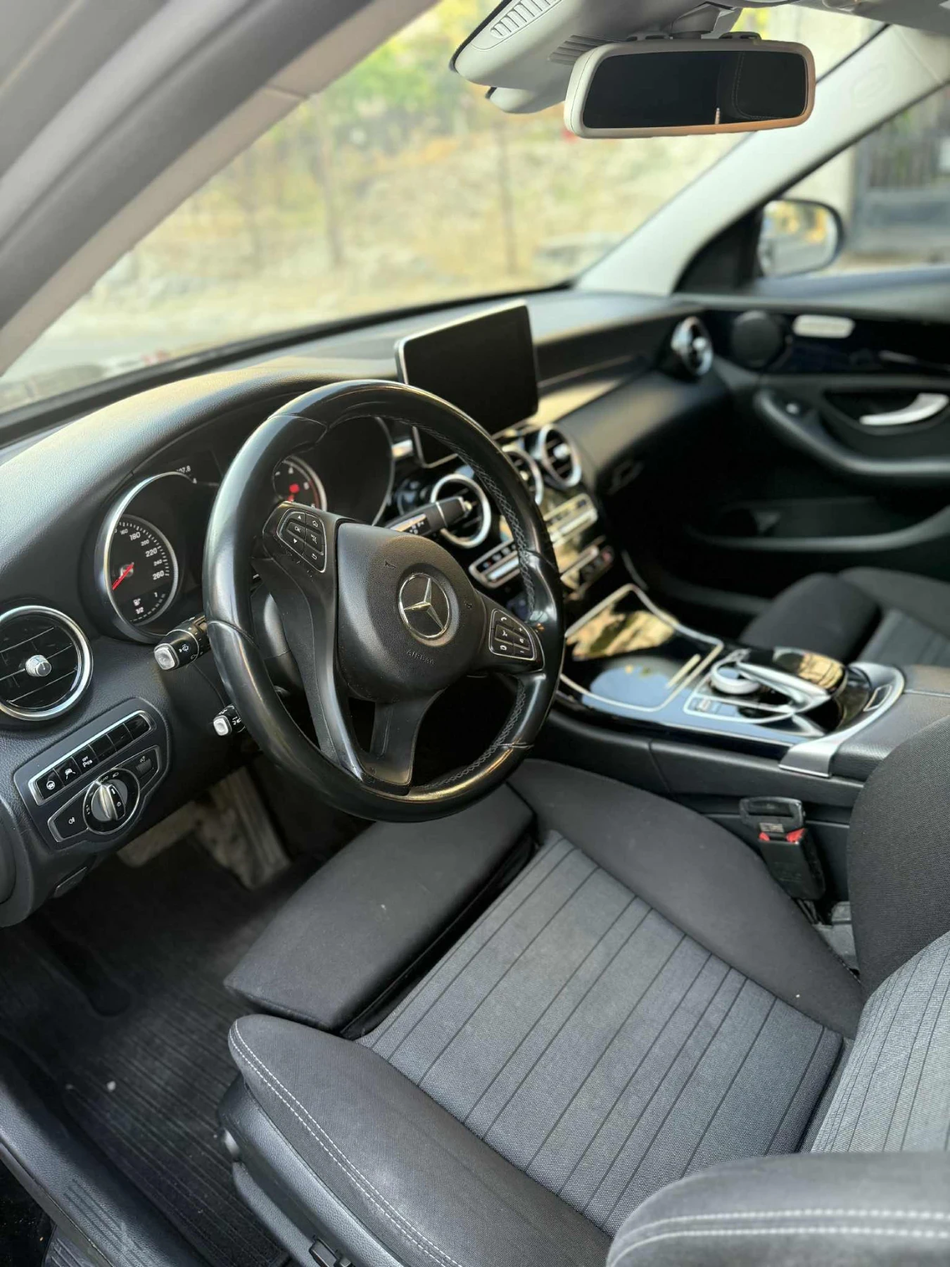 Mercedes-Benz C 250  - изображение 7