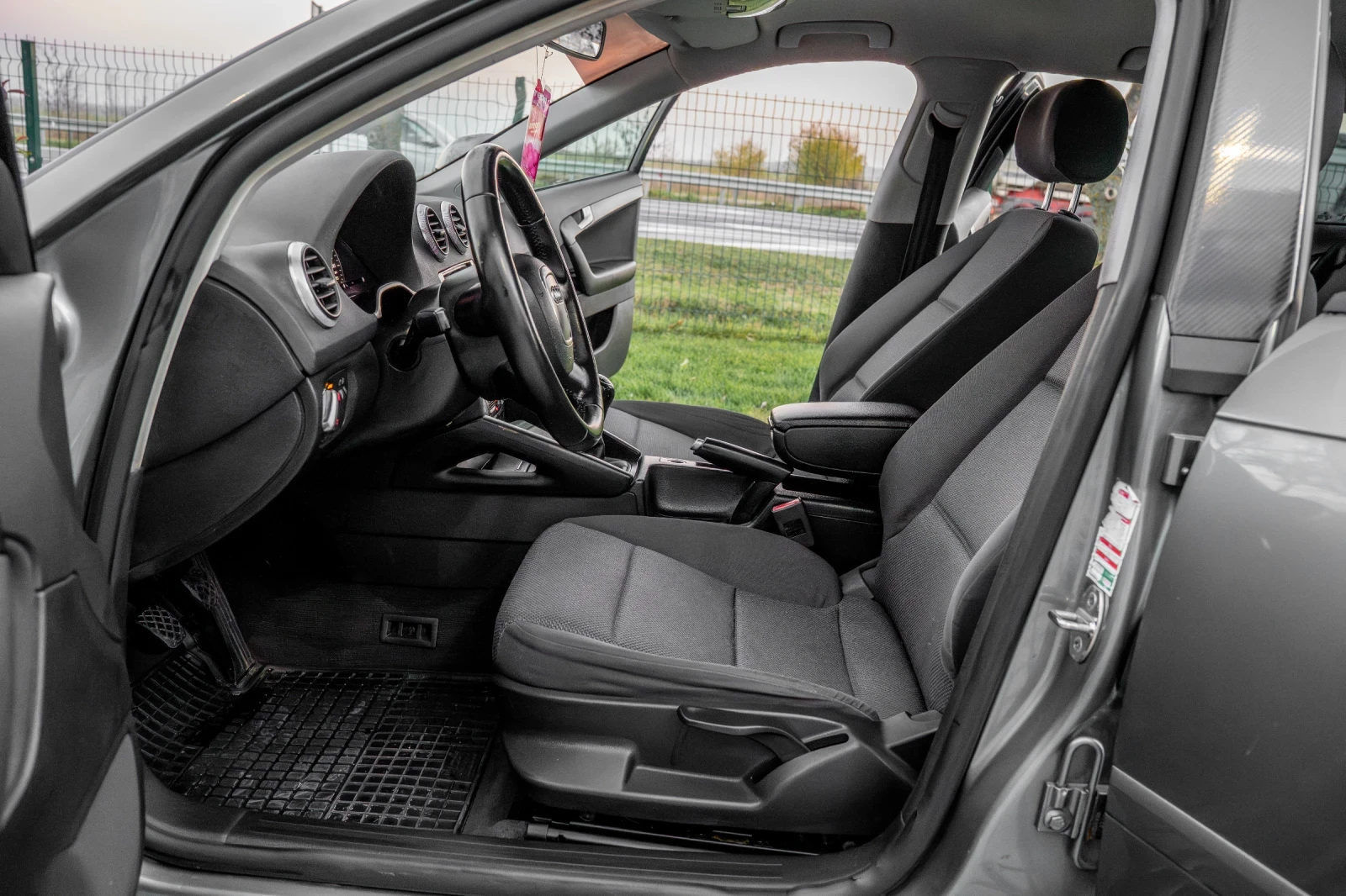 Audi A3 1.8TFSI | Mobile.bg � ����������� 10