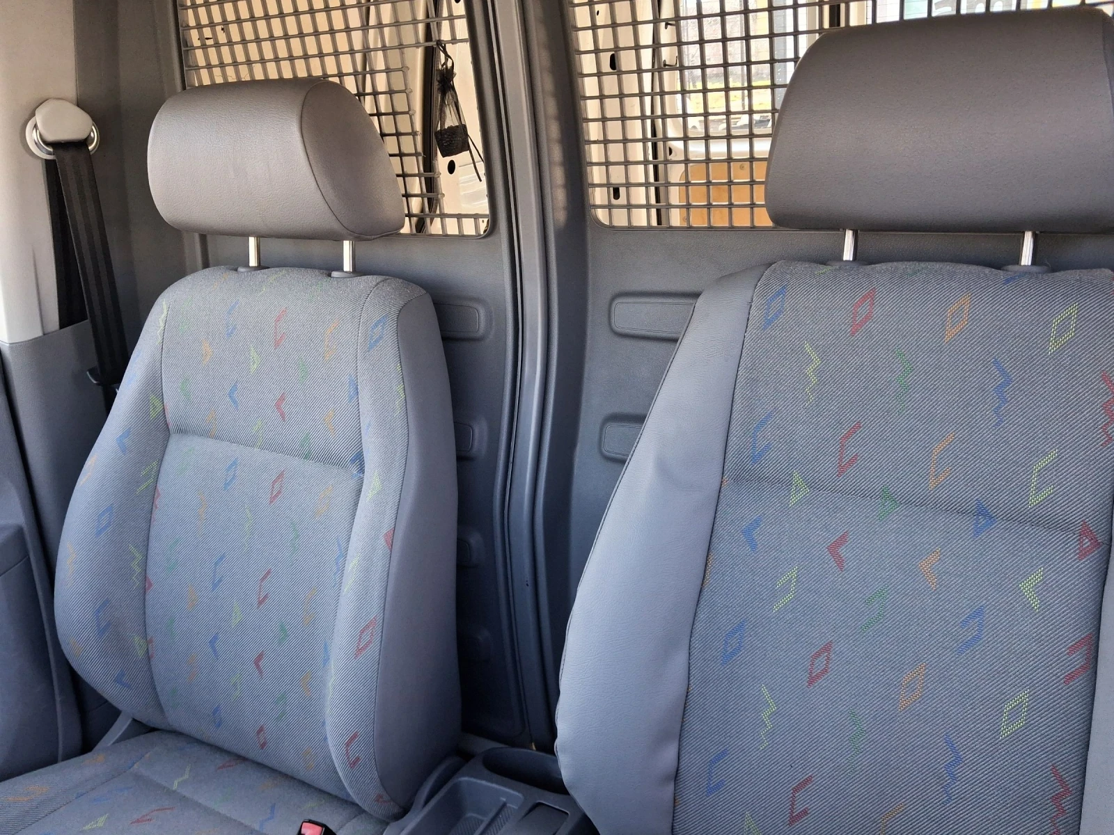 VW Caddy 2.0 SDI, 70 �.�. ���������.  | Mobile.bg � ����������� 15